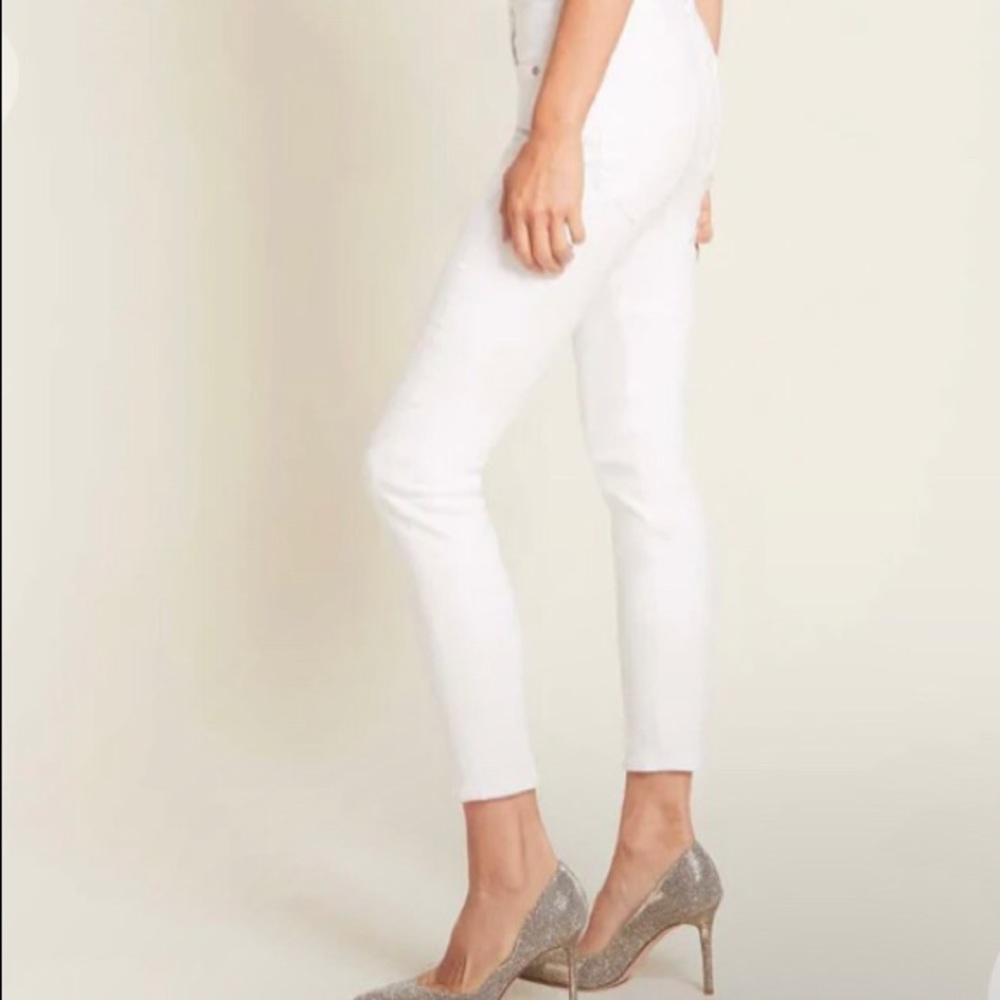 Skinnygirl white high rise straight cut jeans